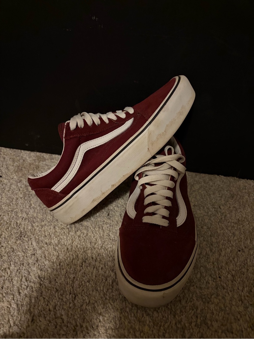 Mens 7/Womens 8.5 Maroon Platform Vans